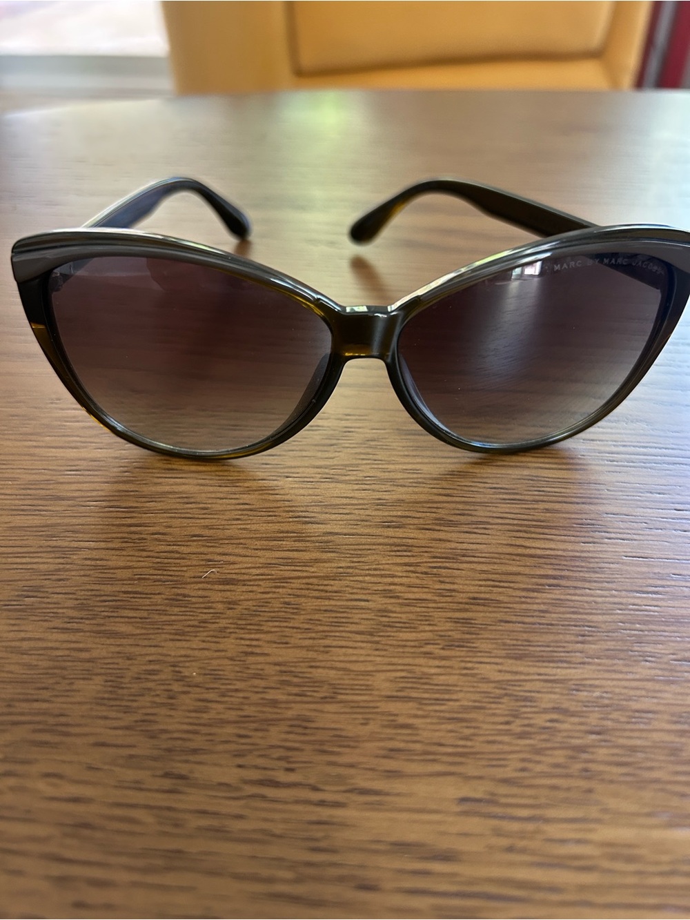 Marc by Marc Jacob’s oversized sunglasses